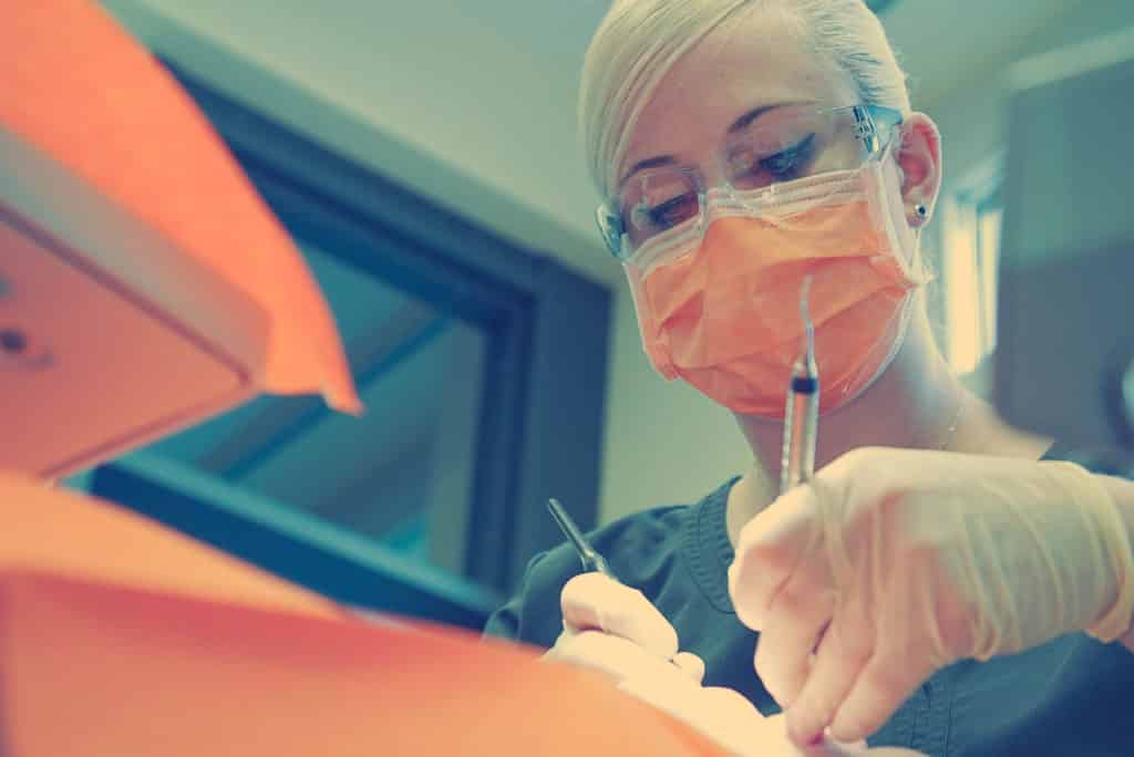 Fortbildung zur Dentalhygienikerin - Alle Infos zur DH-Aufstiegsfortbildung